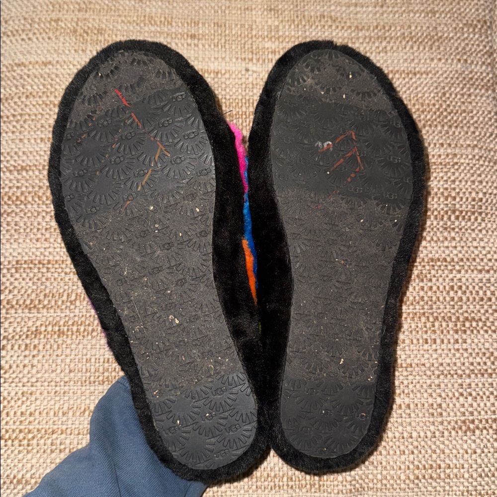UGG Multicolor Fluffy Slippers size 5 - Picture 5 of 5